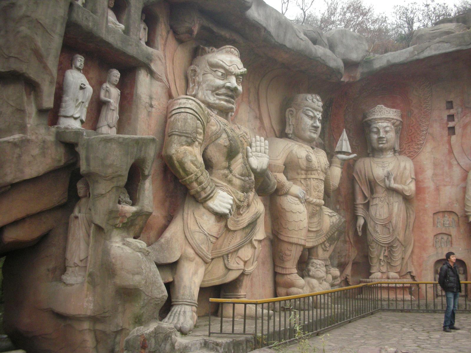 2000年ほど前は錫(スズ)の産地だったが、今は錫がない無錫(その2..無錫を代表する観光地である太湖)